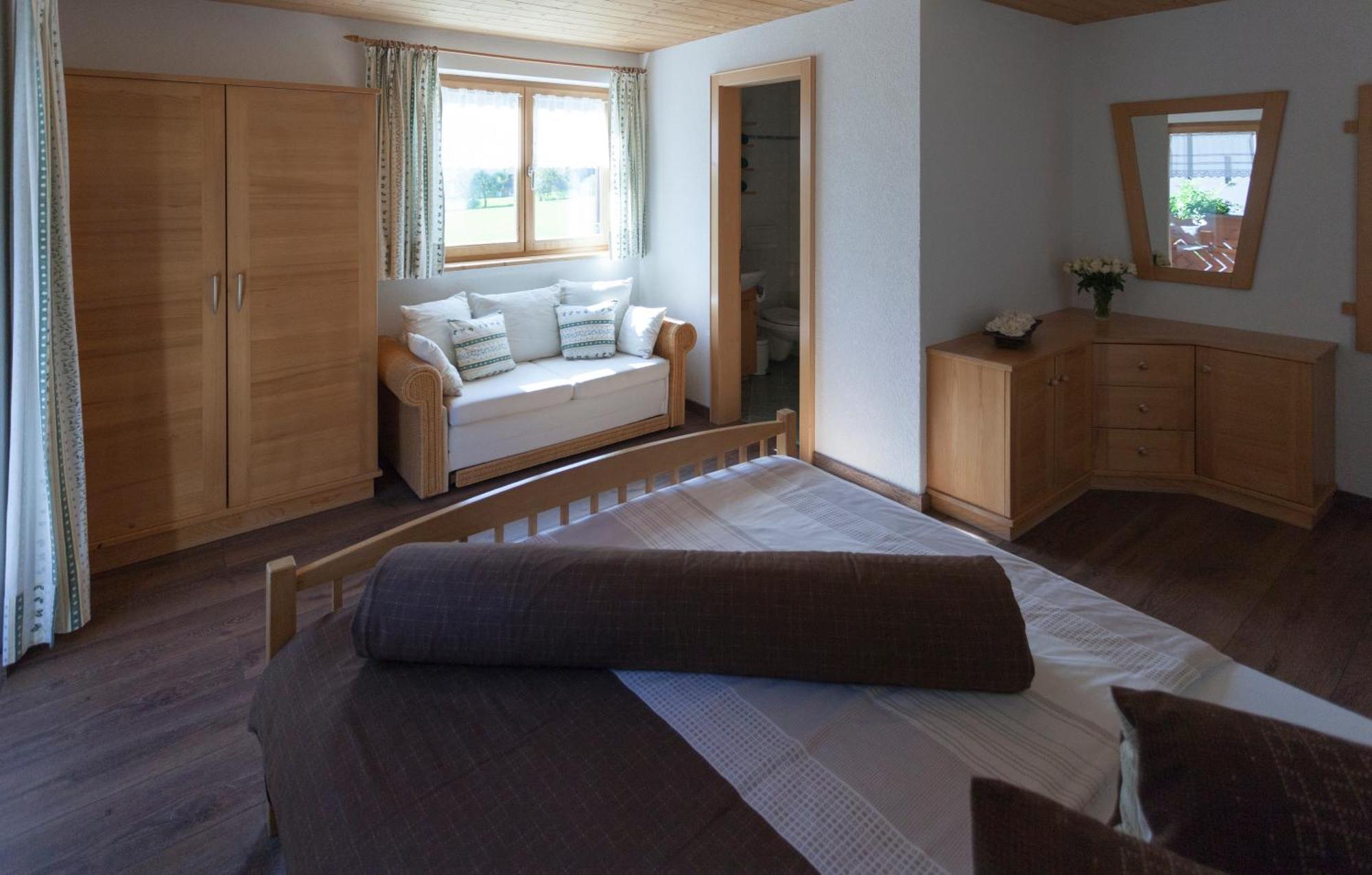 Ferienwohnungen Franz Pfeifer / Beatrice Roduner Gaschurn Room photo