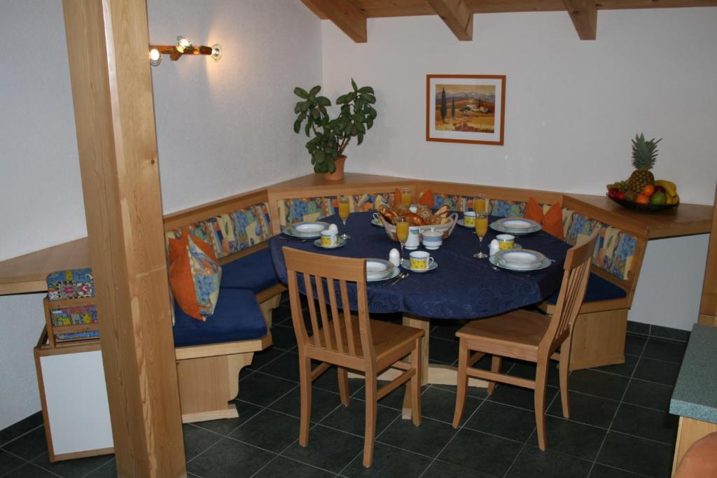 Ferienwohnungen Franz Pfeifer / Beatrice Roduner Gaschurn Room photo